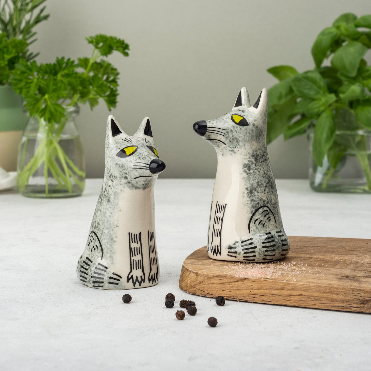 塩コショウ入れ　ハリネズミ　オオカミ（Salt＆Peppers）