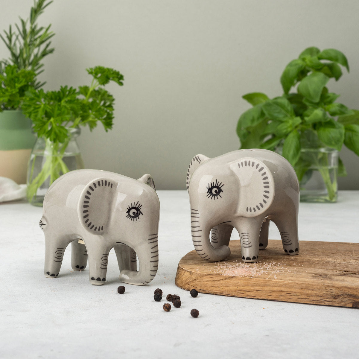 塩コショウ入れ　ゾウ（Salt＆Peppers）
